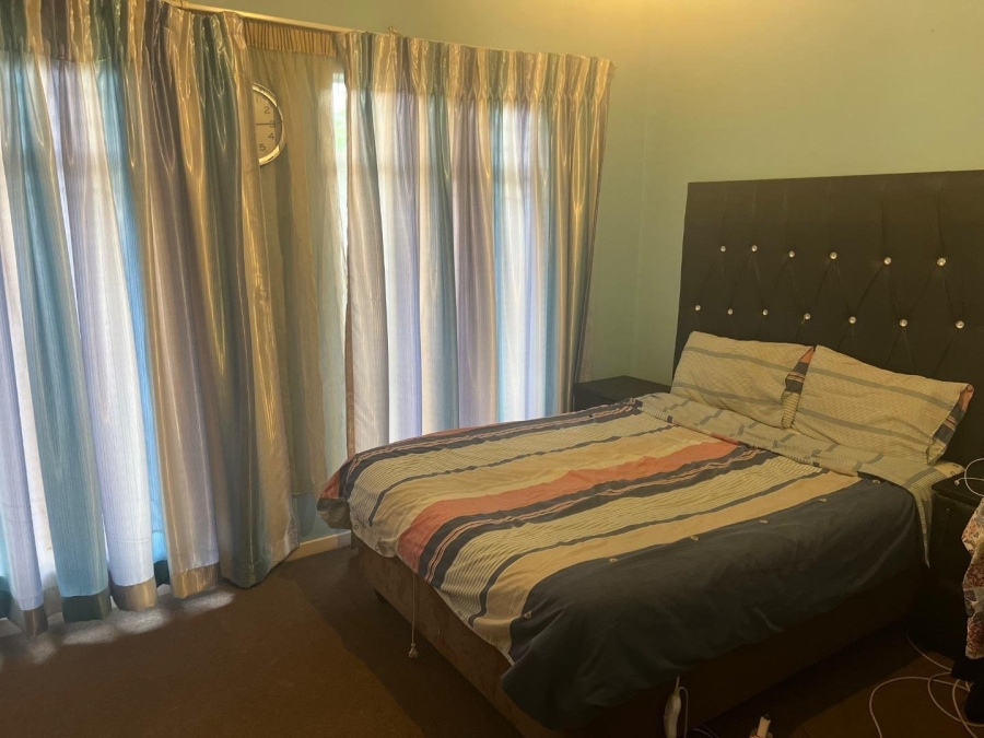 5 Bedroom Property for Sale in Potchefstroom South North West